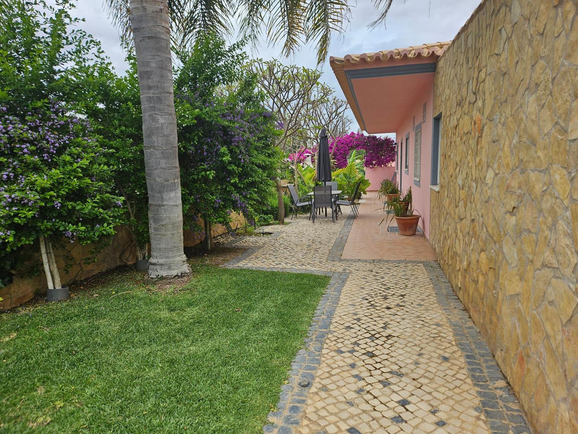 Vila Das Petalas By Atlantichotels Portimao Exterior photo